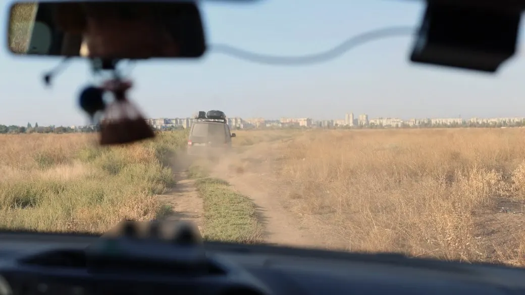 З Золотої Балки на Херсонщині вивезли чоловіка та двох його маломобільних родичів