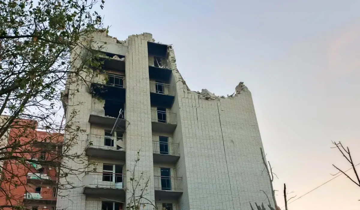 Росіяни вдарили по гуртожитках ХДУ: що відомо