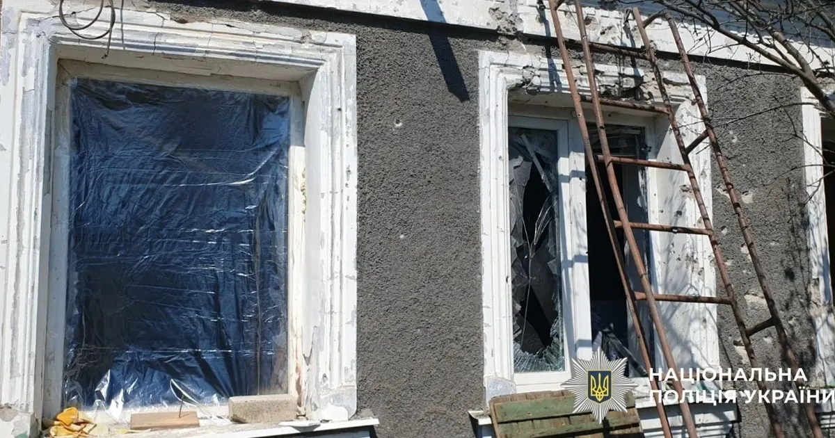 Херсонщина під обстрілами: загибла людина, поранені, пошкоджені будинки й автівки