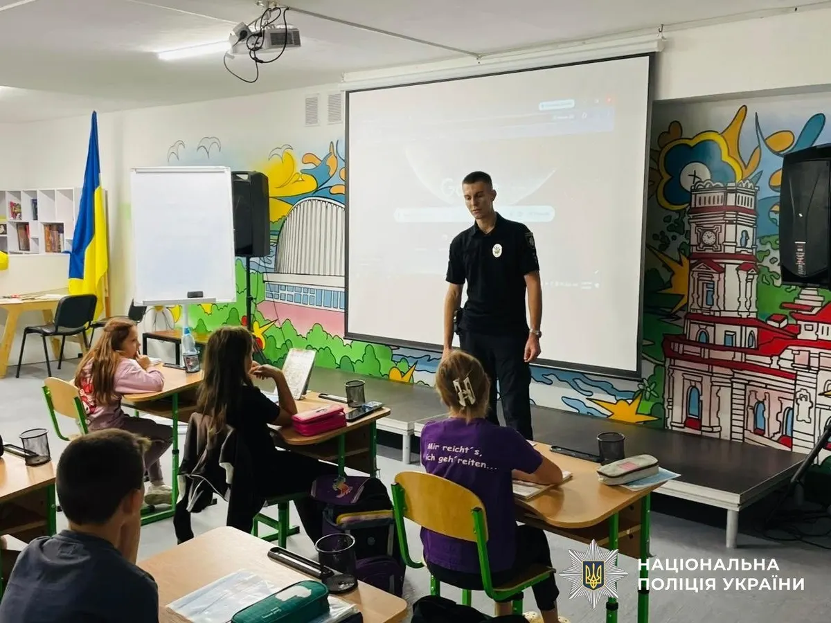 Школярам Посад-Покровського пояснили, як поводитись під час атак