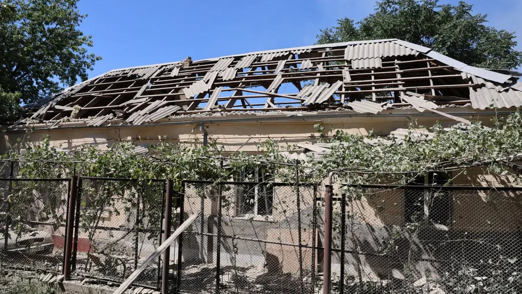 Росіяни обстріляли Корабельний район Херсона: поранений чоловік