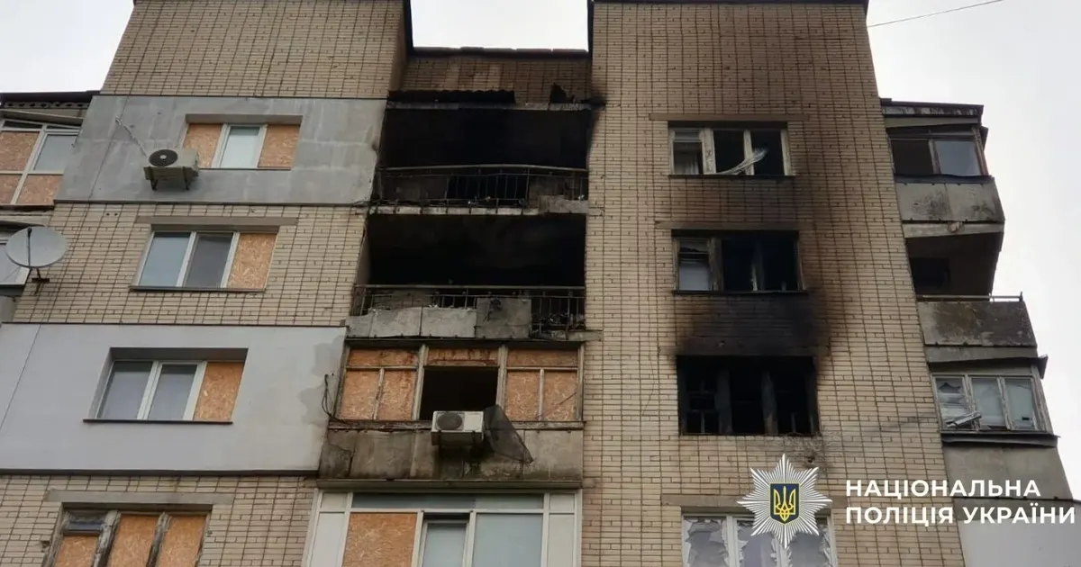 Обстріли Херсонщини: загинула людина, 14 поранених, пошкоджені будинки й магазин