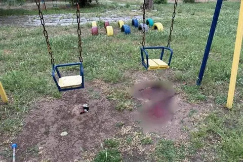 У Херсоні від обстрілу загинув батько, поранено матір і дітей