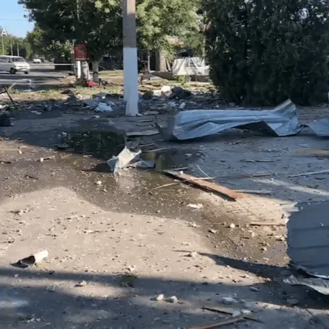 Росіяни вбили хлібовоза та перехожого в Херсоні, 10 поранених