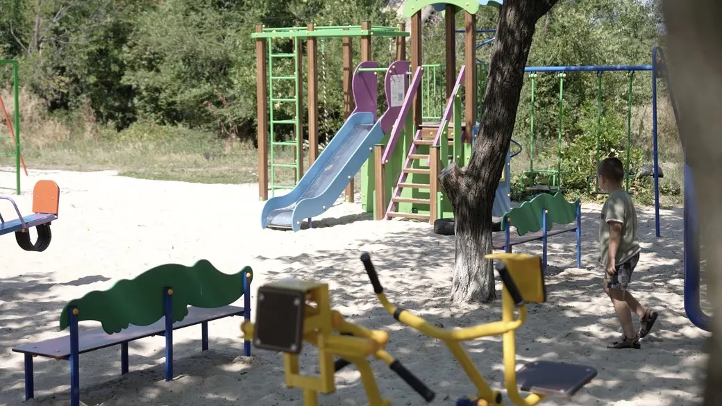 Життя за 16 км від фронту: як виживає Грушівка під атаками дронів