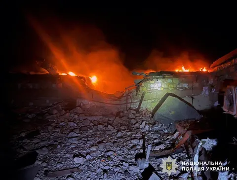 Двоє загиблих і 15 поранених на Херсонщині за добу: серед постраждалих медики