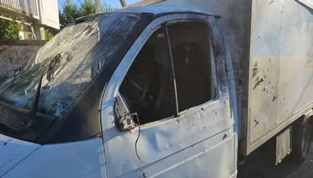 У Херсоні дрон влучив у хлібовоз, загинув водій