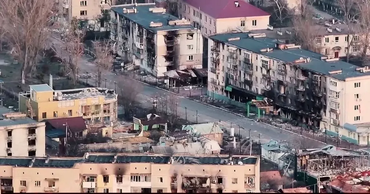 «Питання не як пережити зиму, а як пережити осінь»: в Олешках люди їдять старий маргарин і варять портулак