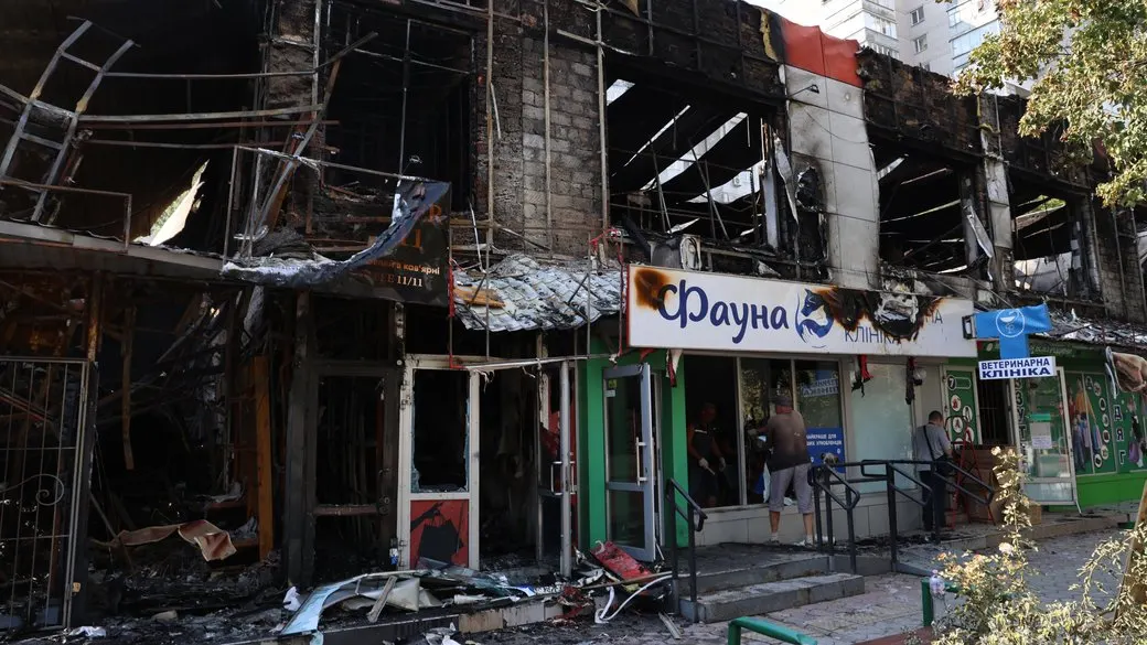 Нічний удар по Херсону: поранена 88-річна жінка, тривають обстріли області