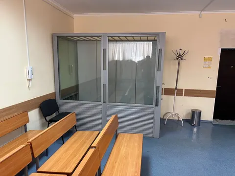 Для Високопільського суду на Херсонщині купили захисне скло за 156 тис. грн