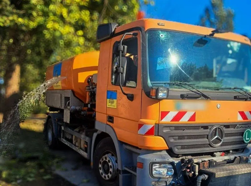 У Херсоні дрон атакував комунальне підприємство: поранено працівника
