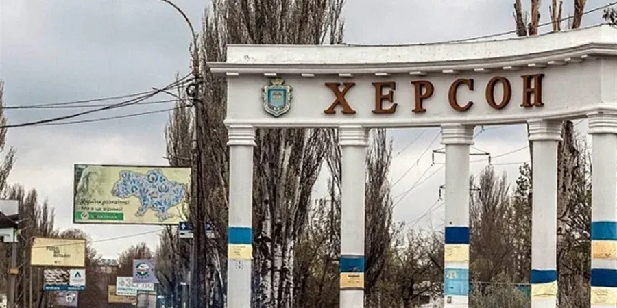 Херсон вночі залишився без світла: російська атака пошкодила інфраструктуру