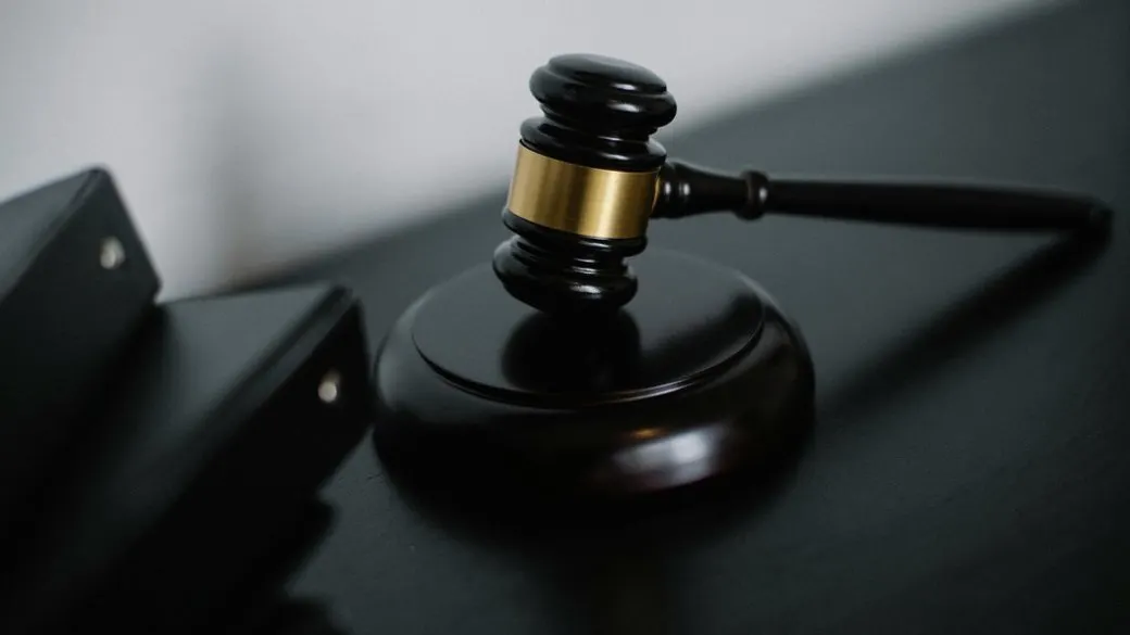 Ексголову Лазурненської громади заочно засудили до 10 років