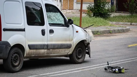 У Наддніпрянському дрон атакував авто: загинув 70-річний чоловік