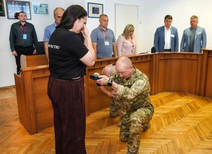 Мати загиблого 19-річного прикордонника з Херсона отримала його посмертну нагороду