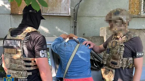 Жительку Білозерської громади затримали за передачу даних про ЗСУ