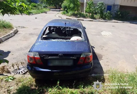 Обстріли Херсонщини 11 червня: шестеро поранених, пошкоджені будинки та автівки