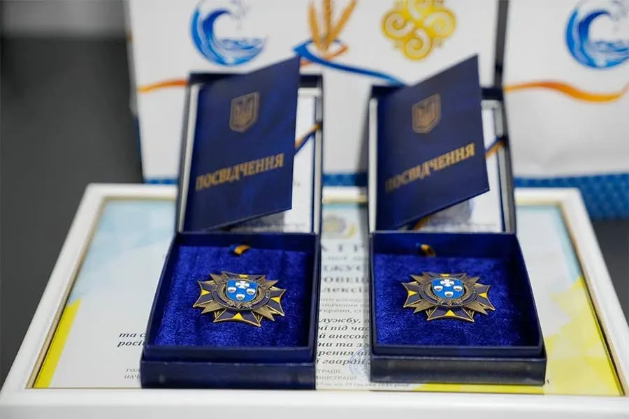 До Дня Незалежності Херсонщина закупила нагород і квітів на 94 тисячі гривень