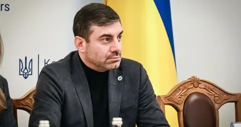 Водія Червоного Хреста зупинили на ВЛК під час евакуації з Херсона: реакція Лубі
