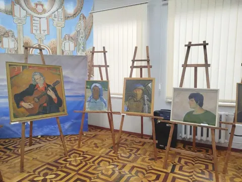 Діти з Херсонщини малювали портрети з відомою художницею в Одесі