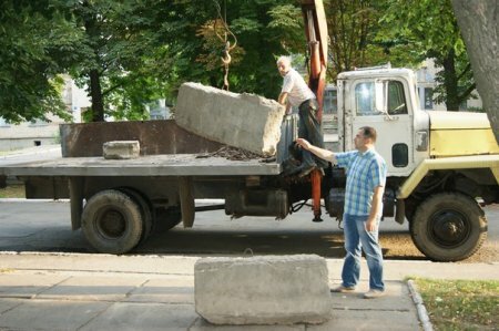 Каховский депутат “пошел на криминал”, чтобы показать, как местная власть делит людей на два сорта